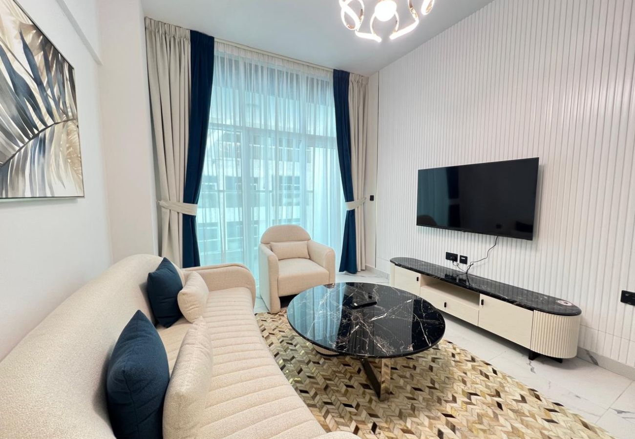 Apartment in Dubai - Opalz Grandeur Retreat | 2BDR w Mini Pool-06