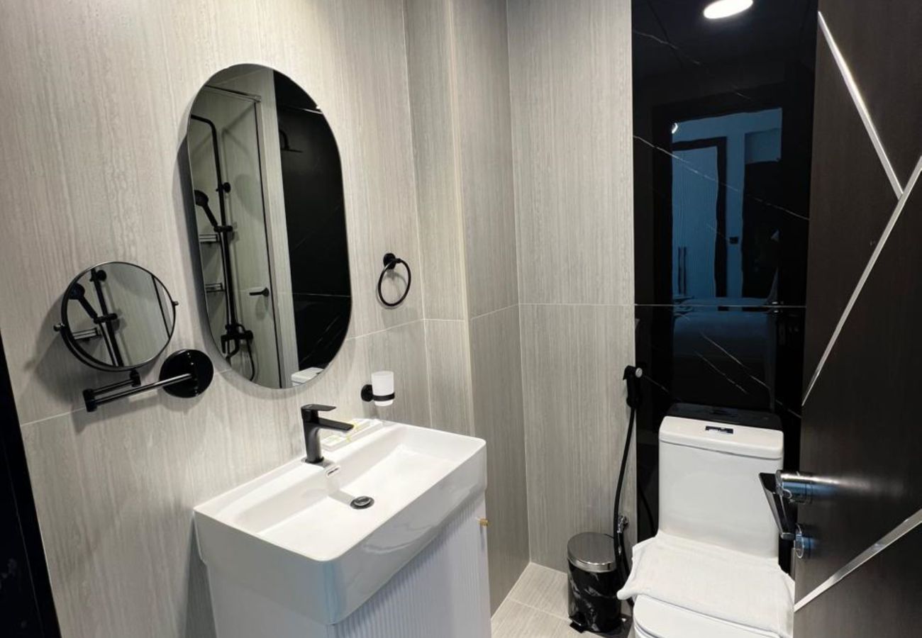 Apartment in Dubai - Opalz Grandeur Retreat | 2BDR w Mini Pool-06