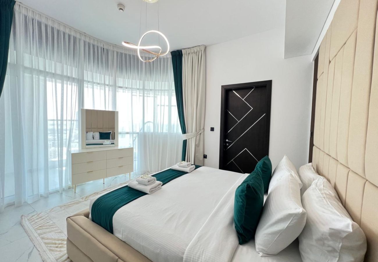 Apartment in Dubai - Opalz Grandeur Retreat | 2BDR w Mini Pool-06