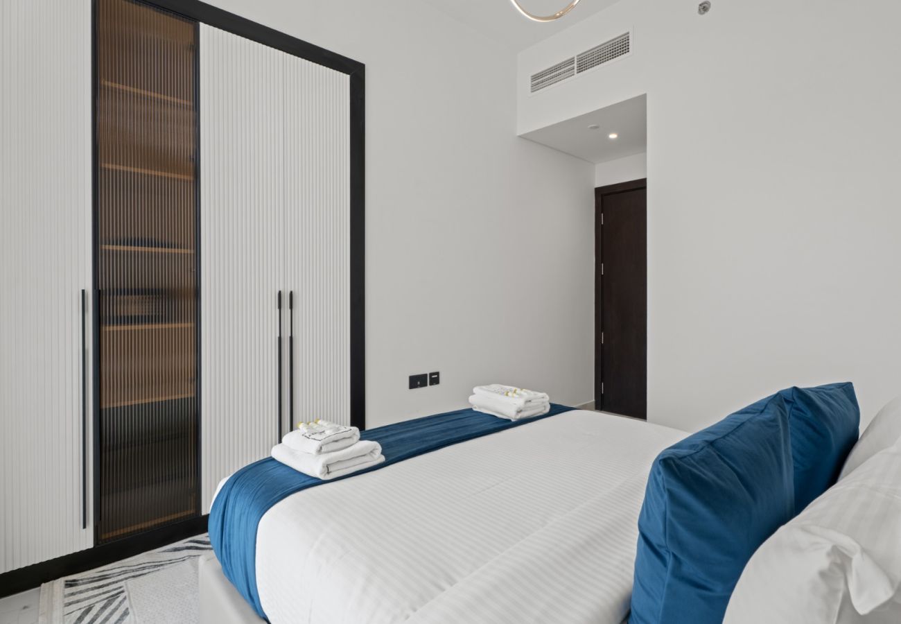 Apartment in Dubai - Opalz Grandeur Retreat | 2BDR w Mini Pool-06