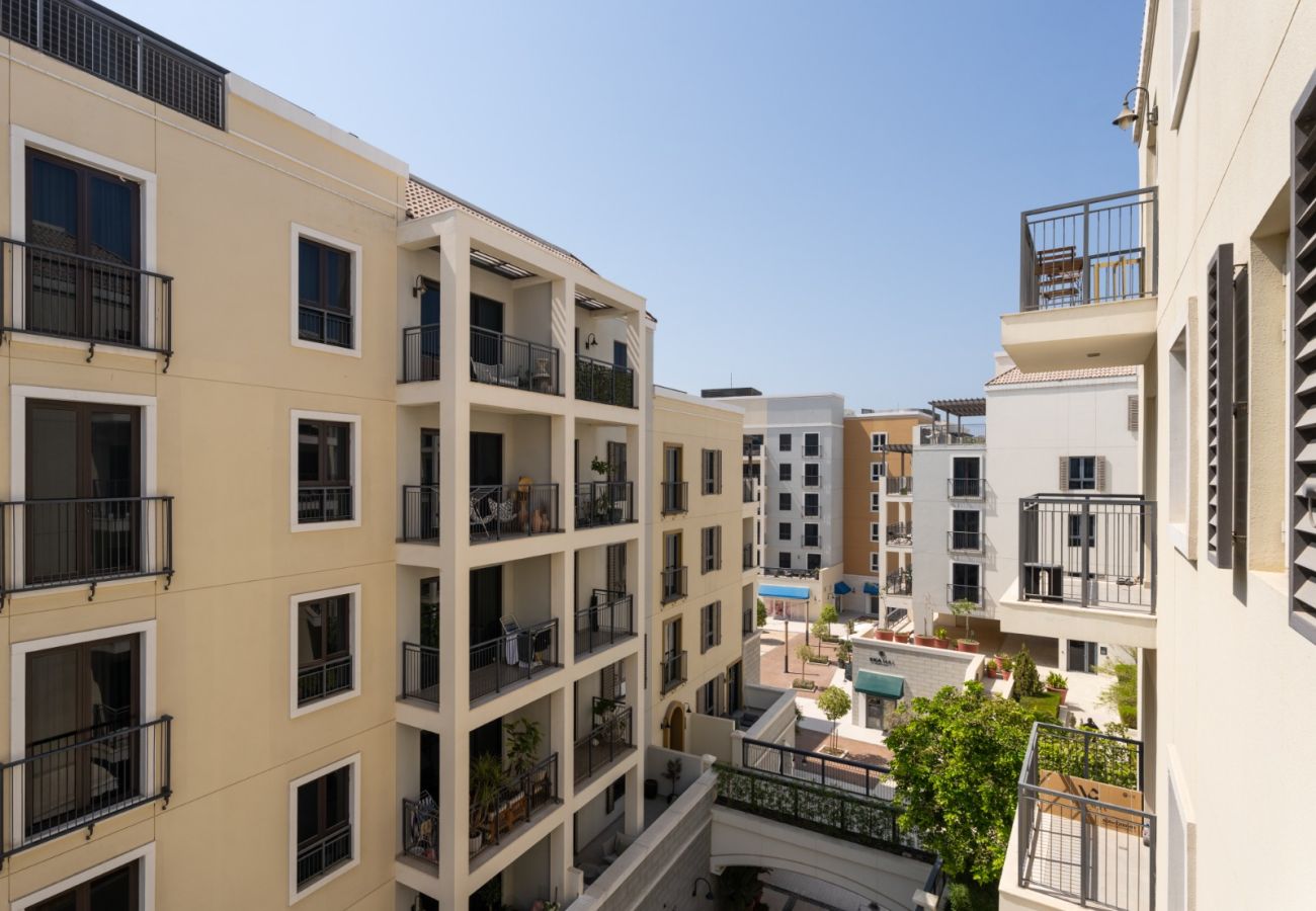Apartment in Dubai - Coastal Haven 1BDR in La Cote B4-12 Apartment in Dubai - Coastal Haven 1BDR in La Cote B4-12