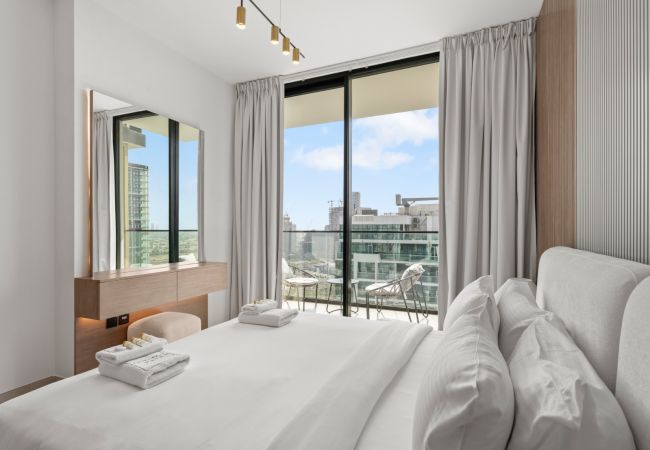 Apartment in Dubai - The Blooming Escape 1BDR In Binghatti Orchid Apartment in Dubai - The Blooming Escape 1BDR In Binghatti Orchid