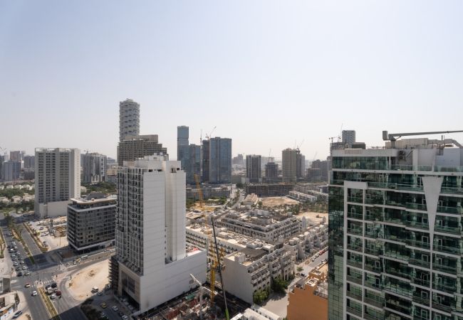 Apartment in Dubai - The Blooming Escape 1BDR In Binghatti Orchid Apartment in Dubai - The Blooming Escape 1BDR In Binghatti Orchid