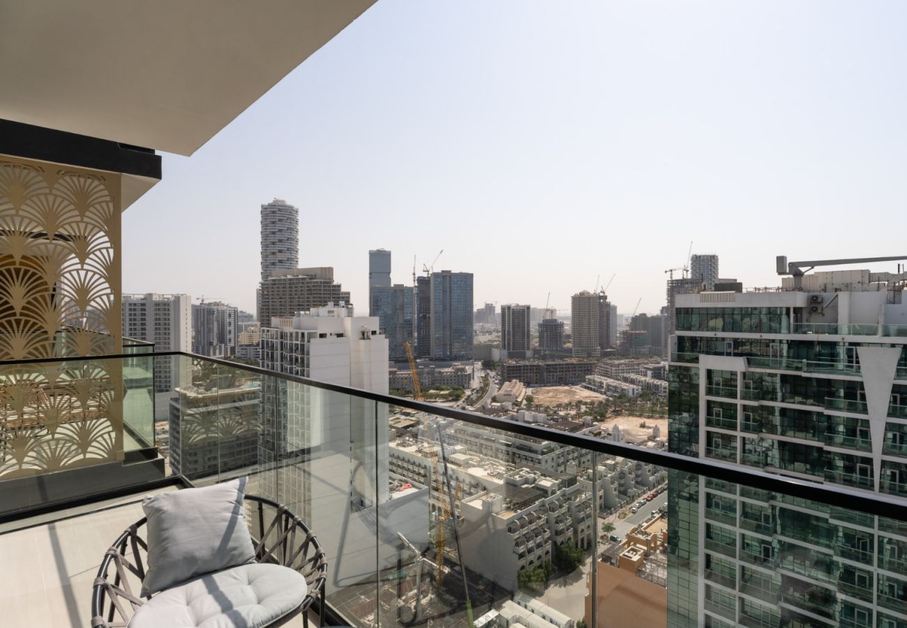 Apartment in Dubai - The Blooming Escape 1BDR In Binghatti Orchid