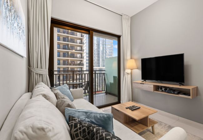 Apartment in Dubai - Zada Glam: Sleek 1BDR Retreat-Business Bay-25