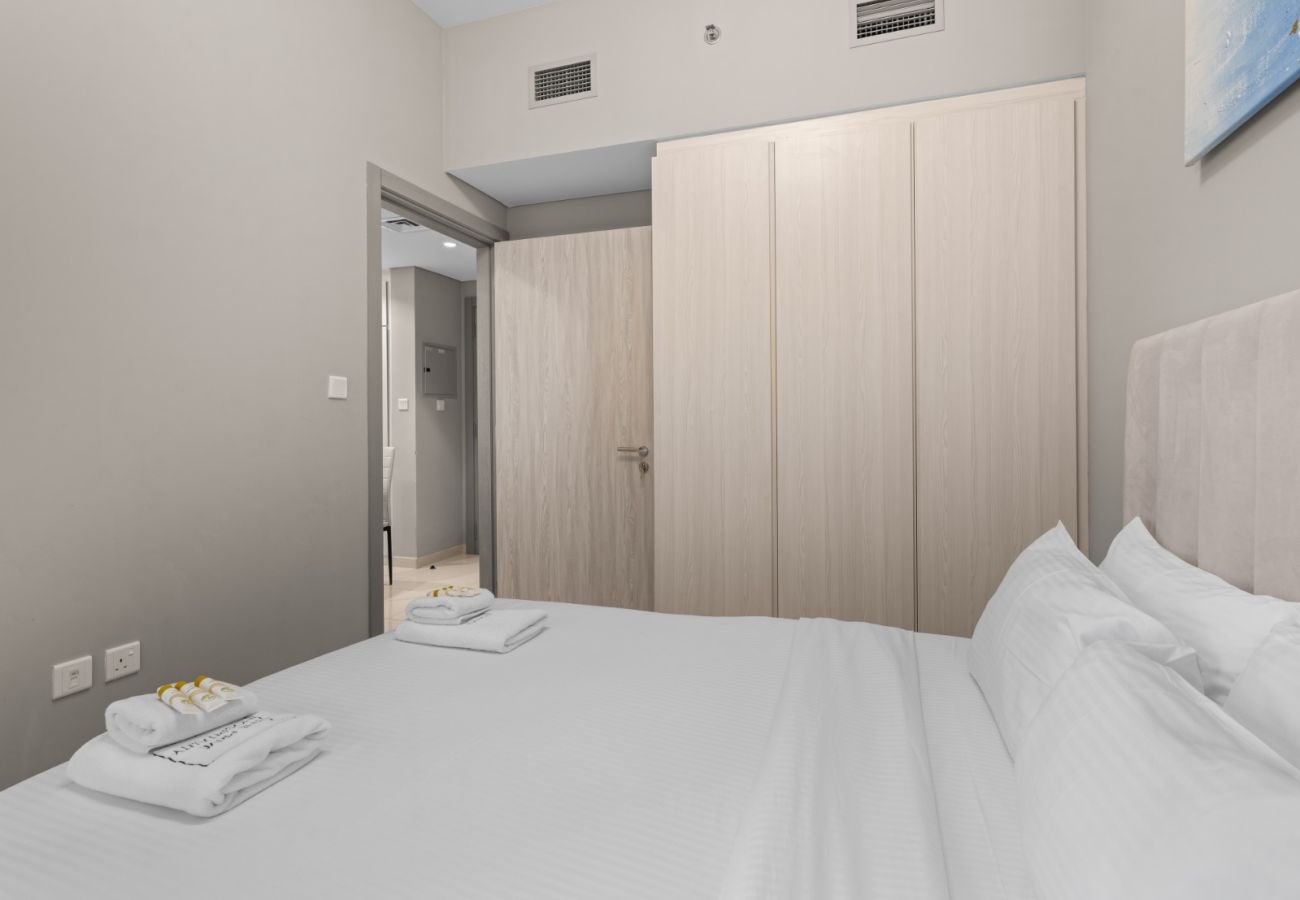 Apartment in Dubai - Zada Glam: Sleek 1BDR Retreat-Business Bay-25