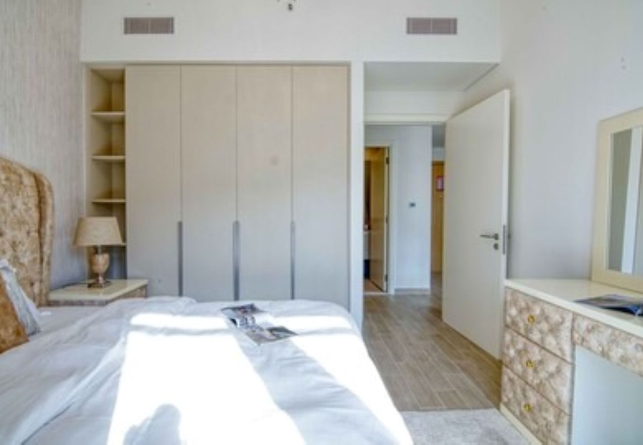 Apartment in Dubai - The Royal Suite 1BDR in Sunset-02