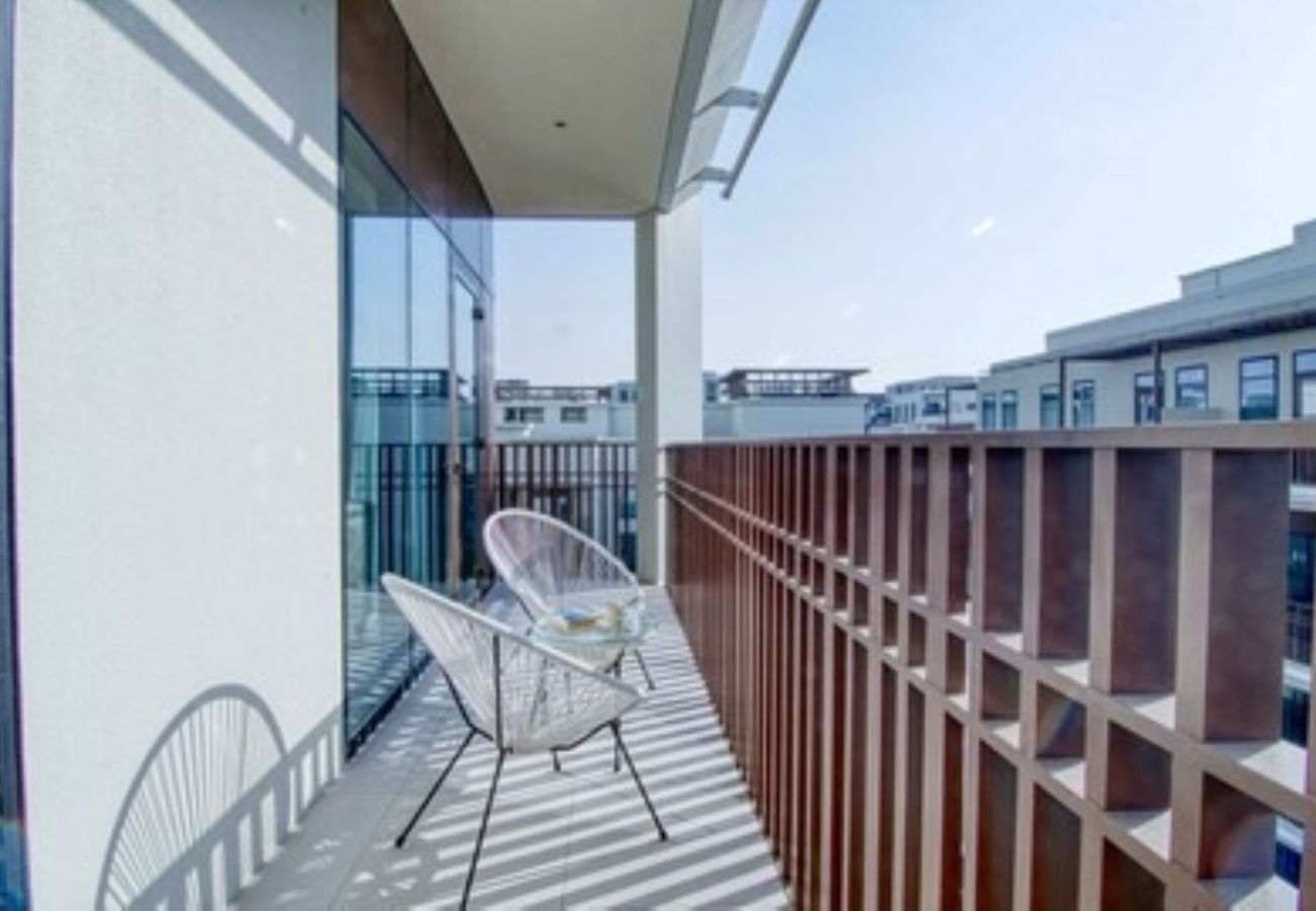 Apartment in Dubai - The Royal Suite 1BDR in Sunset-02