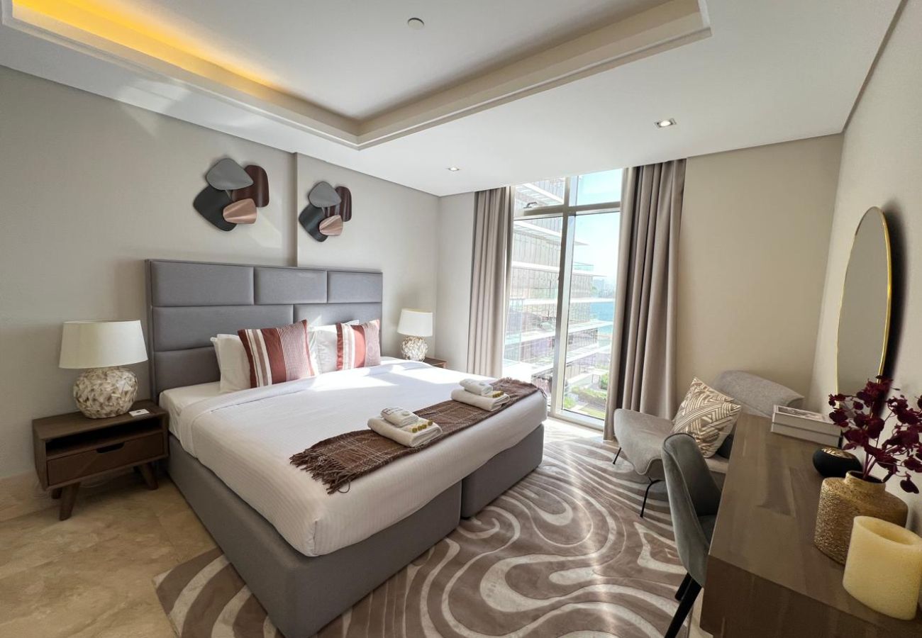 Apartment in Dubai - Premier Luxury 1BR Suite in The 8-302