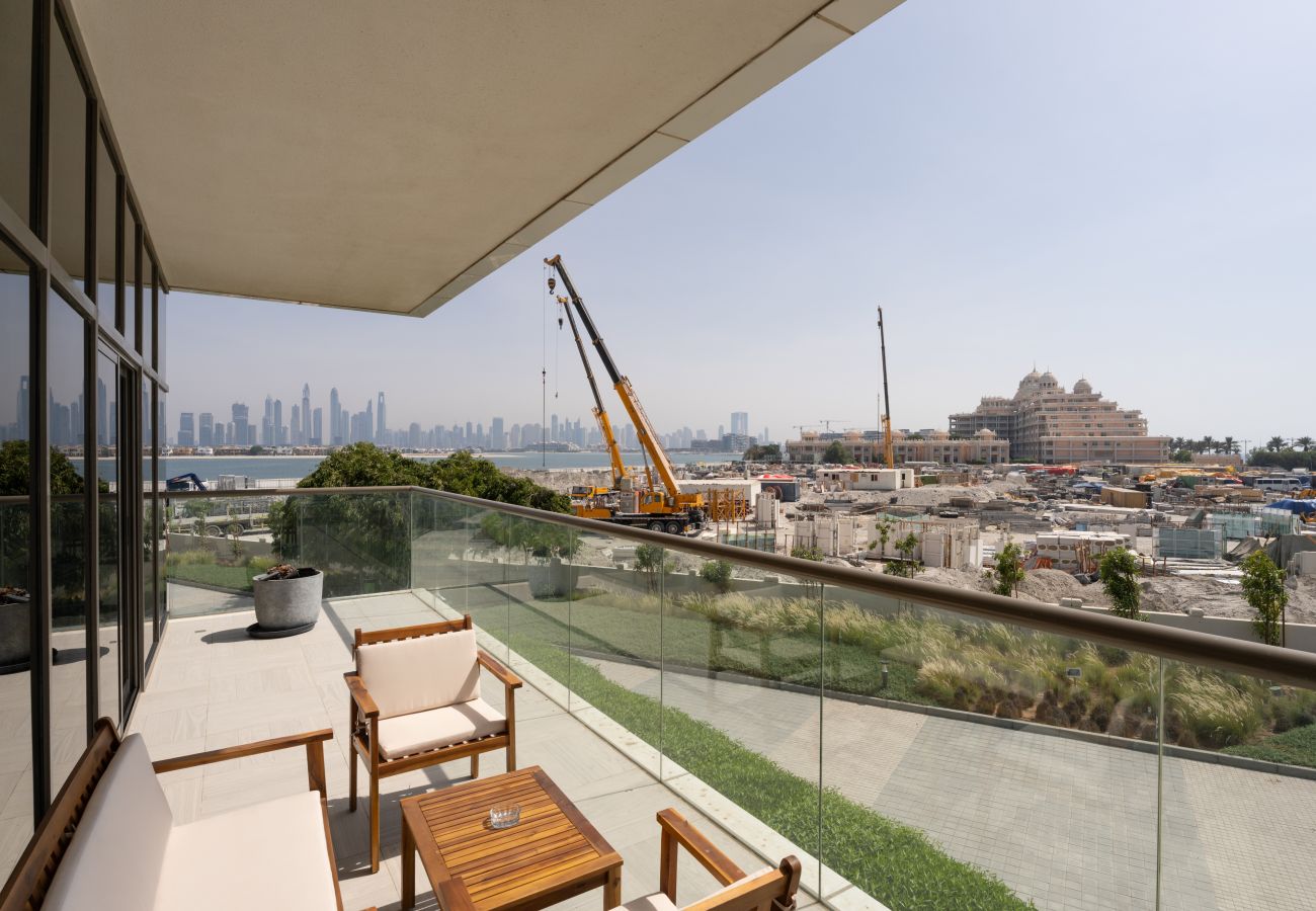 Apartment in Dubai - Upscale Palm Living | Accor Hotel Access