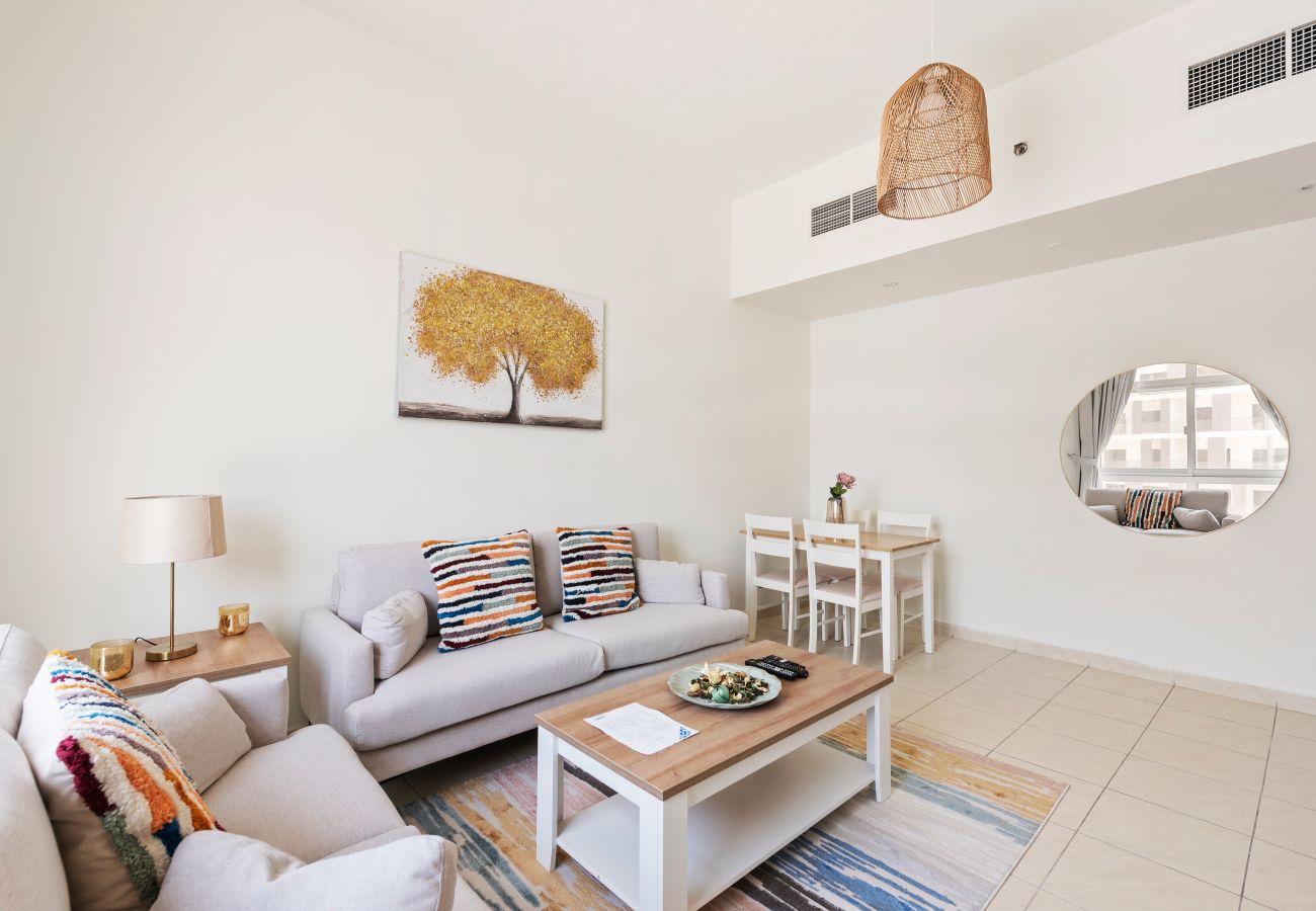 Apartment in Dubai - Prestige Urban Escape 2BDR In La Fontana