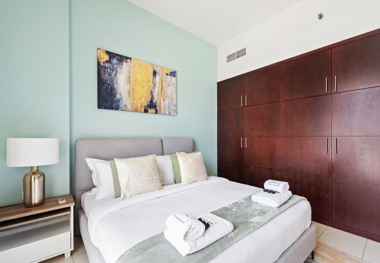 Apartment in Dubai - Prestige Urban Escape 2BDR In La Fontana