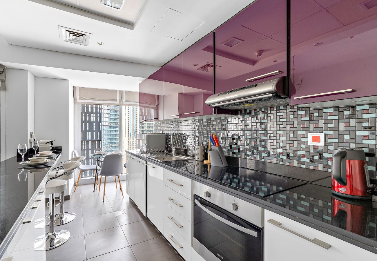 Apartment in Dubai - Chic Marina Escape | 2BR in Cayan-02