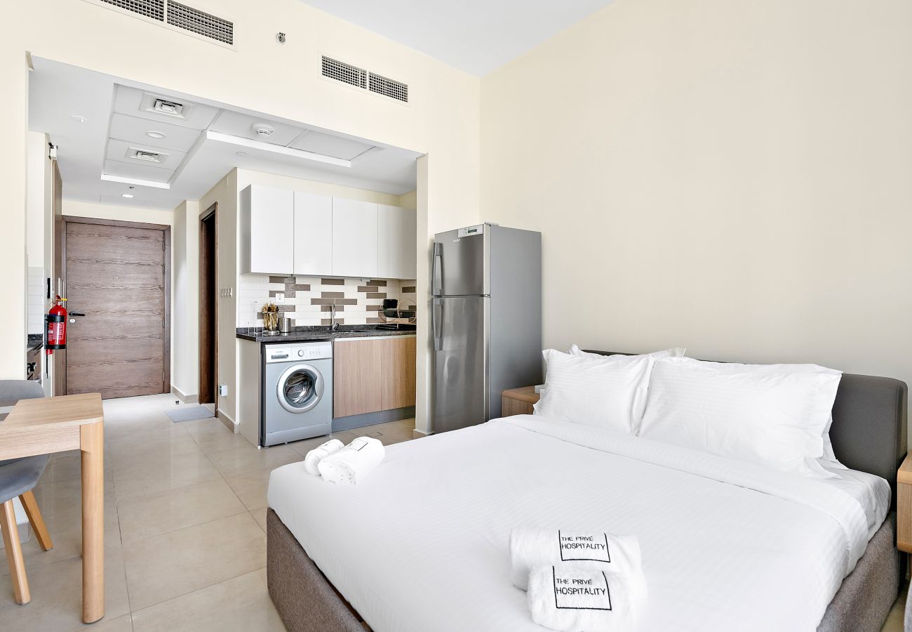 Studio in Dubai - Modern Studio In Al-Furjan close to Metro-15