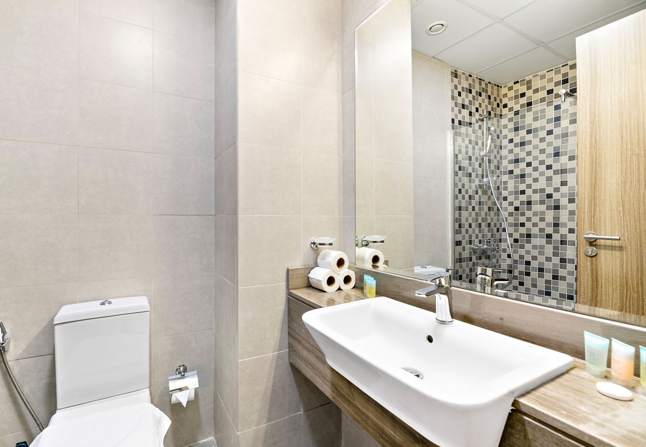 Studio in Dubai - Modern Studio In Al-Furjan close to Metro-15