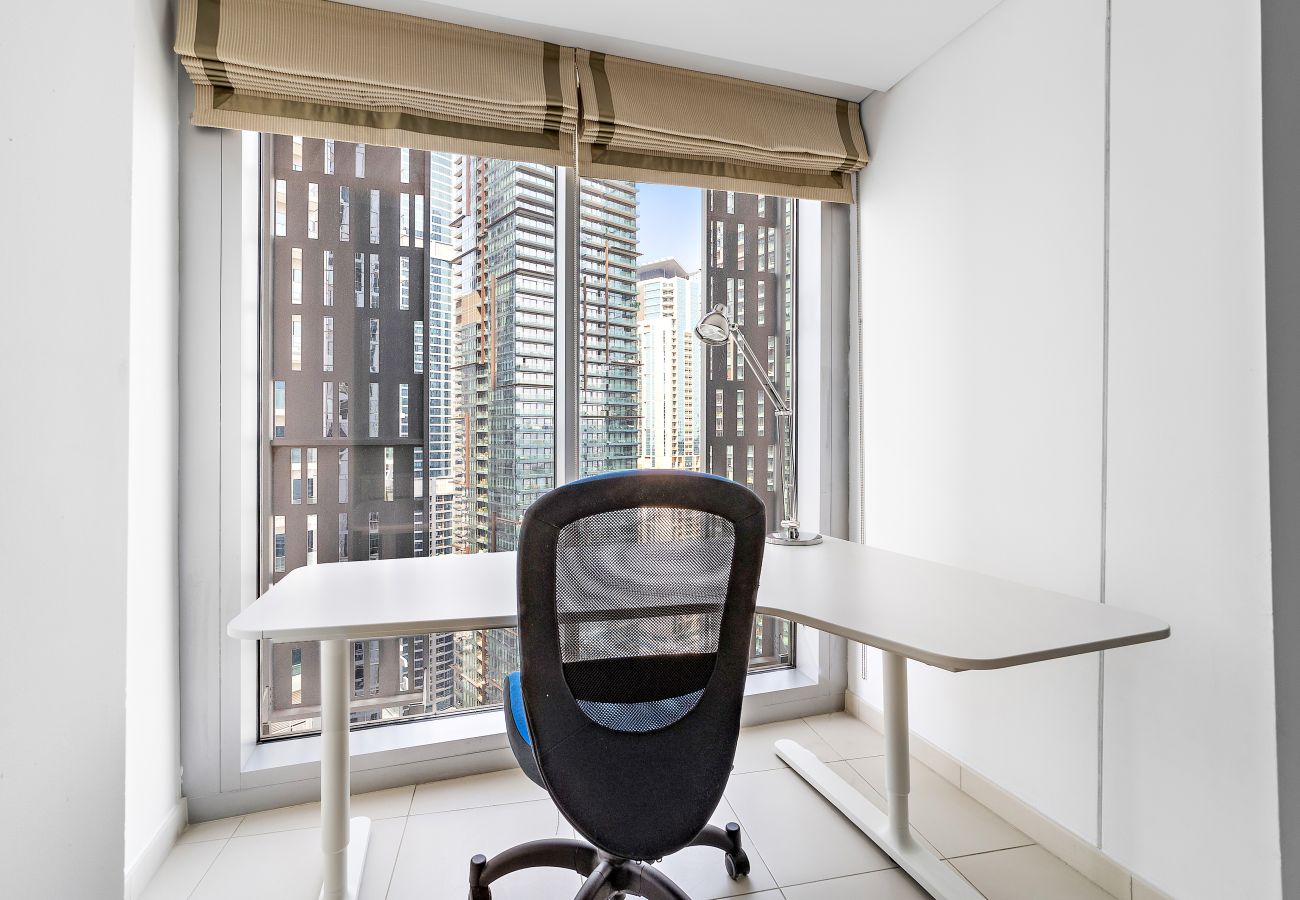 Apartment in Dubai - Marina Breeze 2BR Escape in Cayan