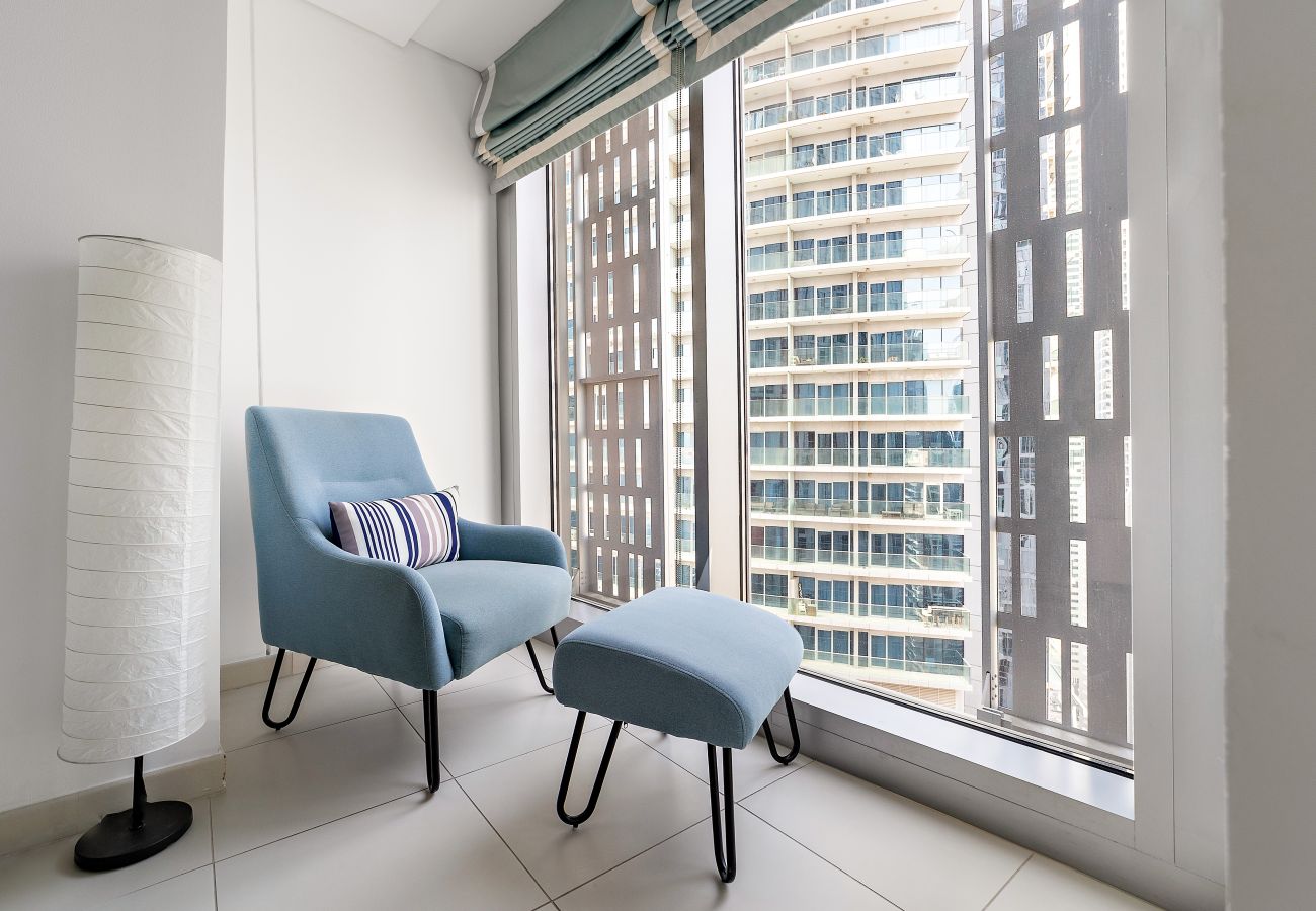 Apartment in Dubai - Marina Breeze 2BR Escape in Cayan