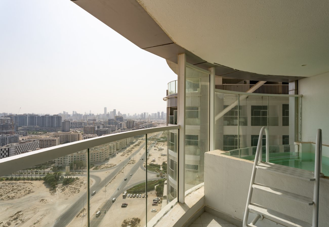 Apartment in Dubai - Opalz Elite 2BR Suite with Mini Pool