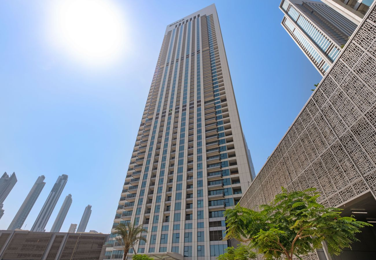 Apartment in Dubai - Prime Suite 2BR w Full Burj Khalifa View