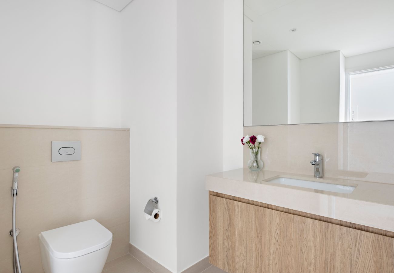 Apartment in Dubai - Prime Suite 2BR w Full Burj Khalifa View