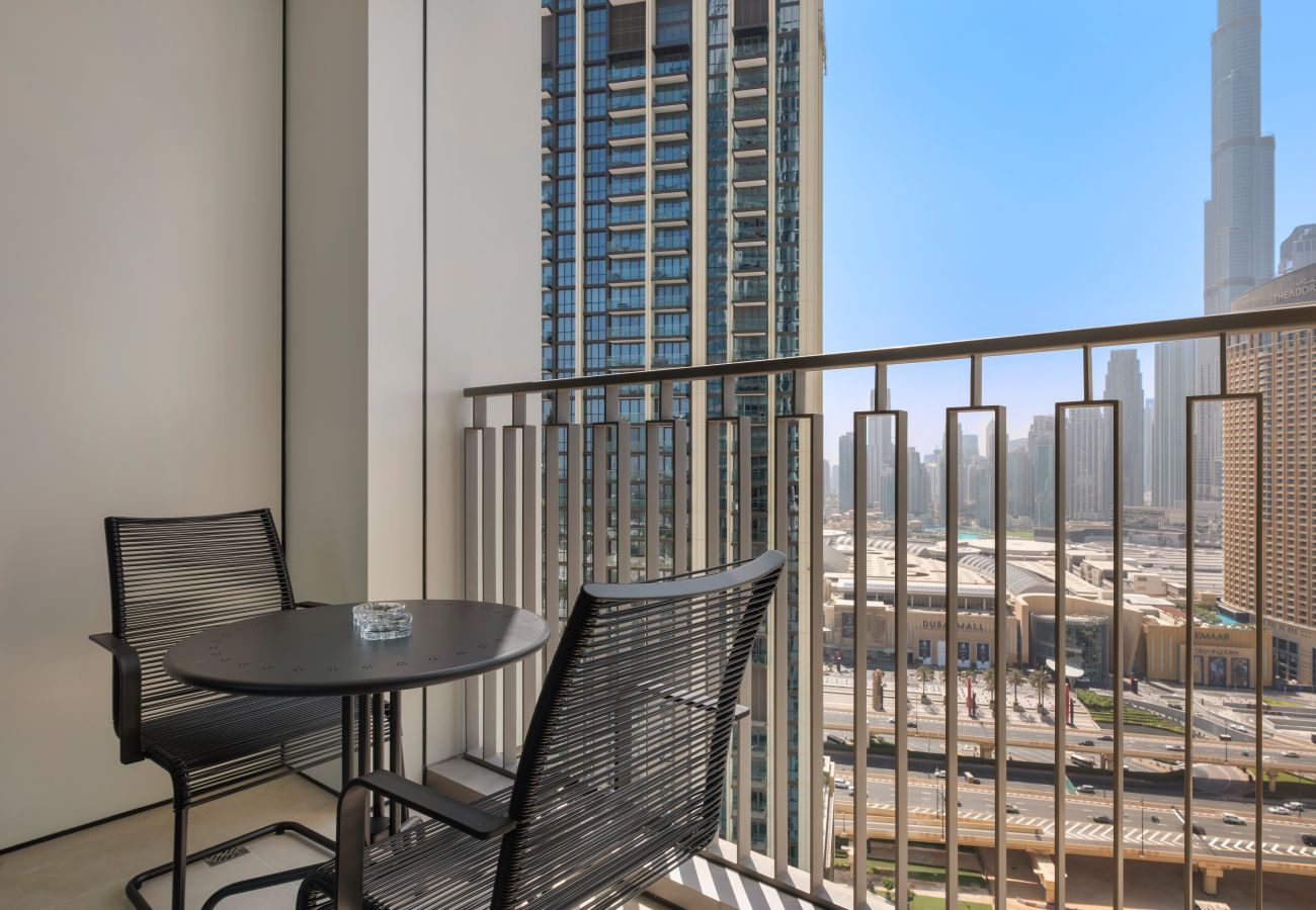 Apartment in Dubai - Prime Suite 2BR w Full Burj Khalifa View