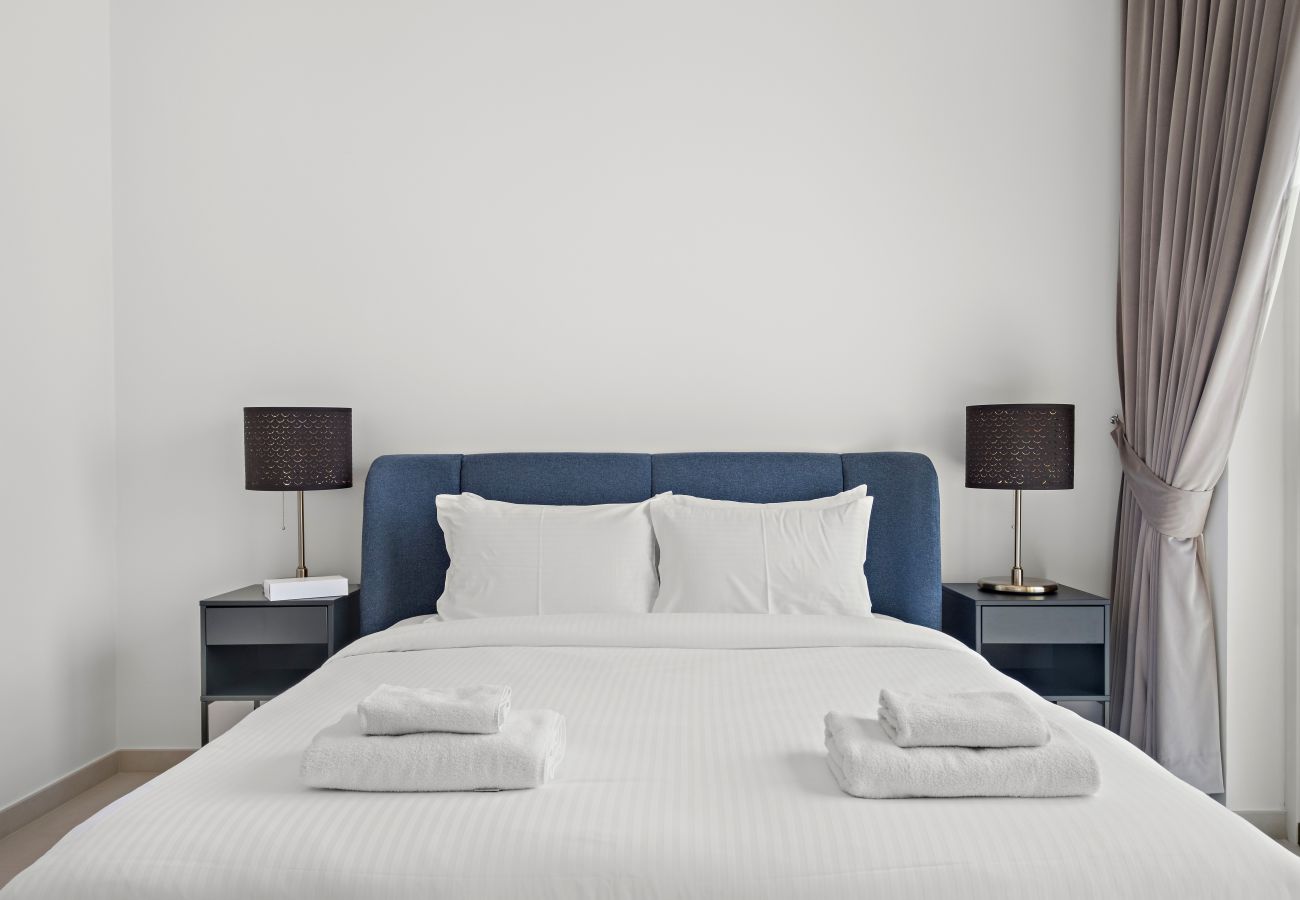 Apartment in Dubai - Prime Suite 2BR w Full Burj Khalifa View