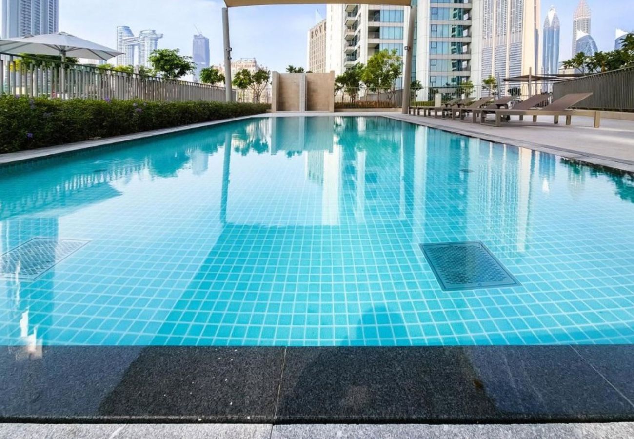 Apartment in Dubai - Prime Suite 2BR w Full Burj Khalifa View