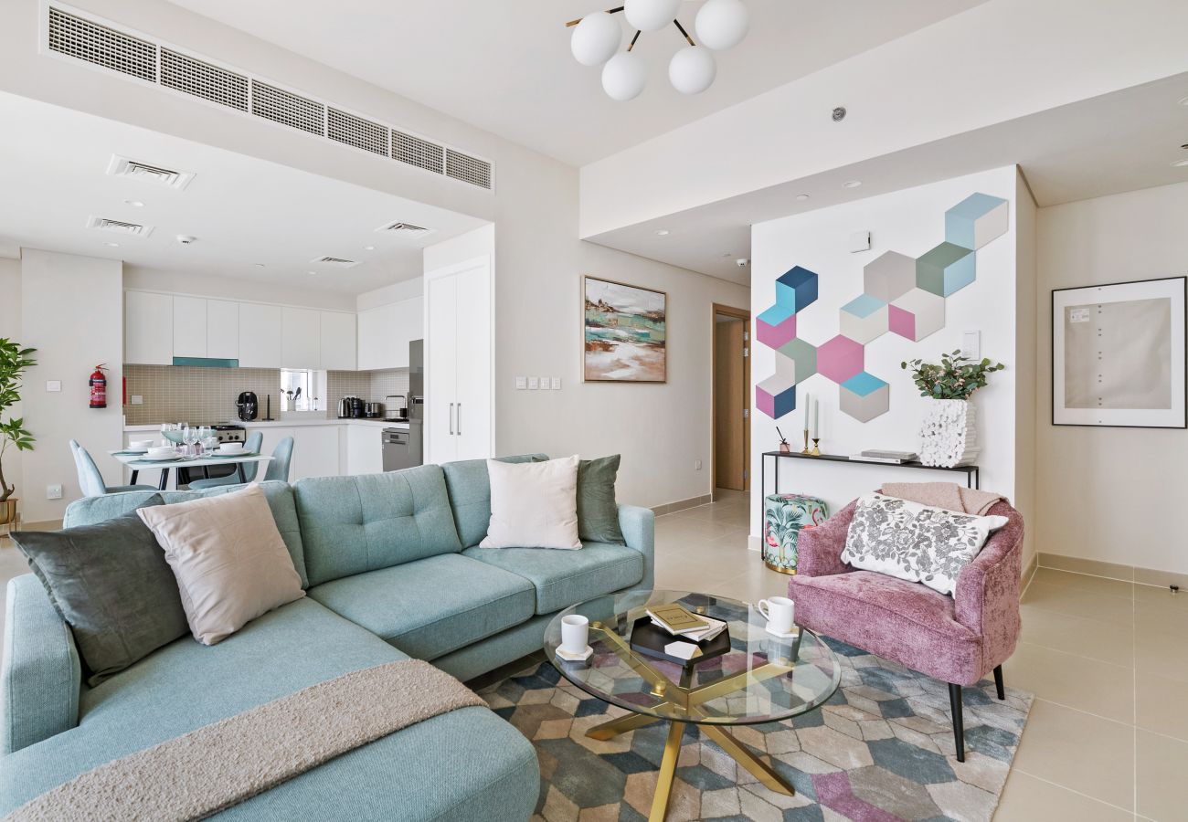 Apartment in Dubai - Lavish Escape 2BR w Sofa Bed|Sleeps 6| In Vida Cre