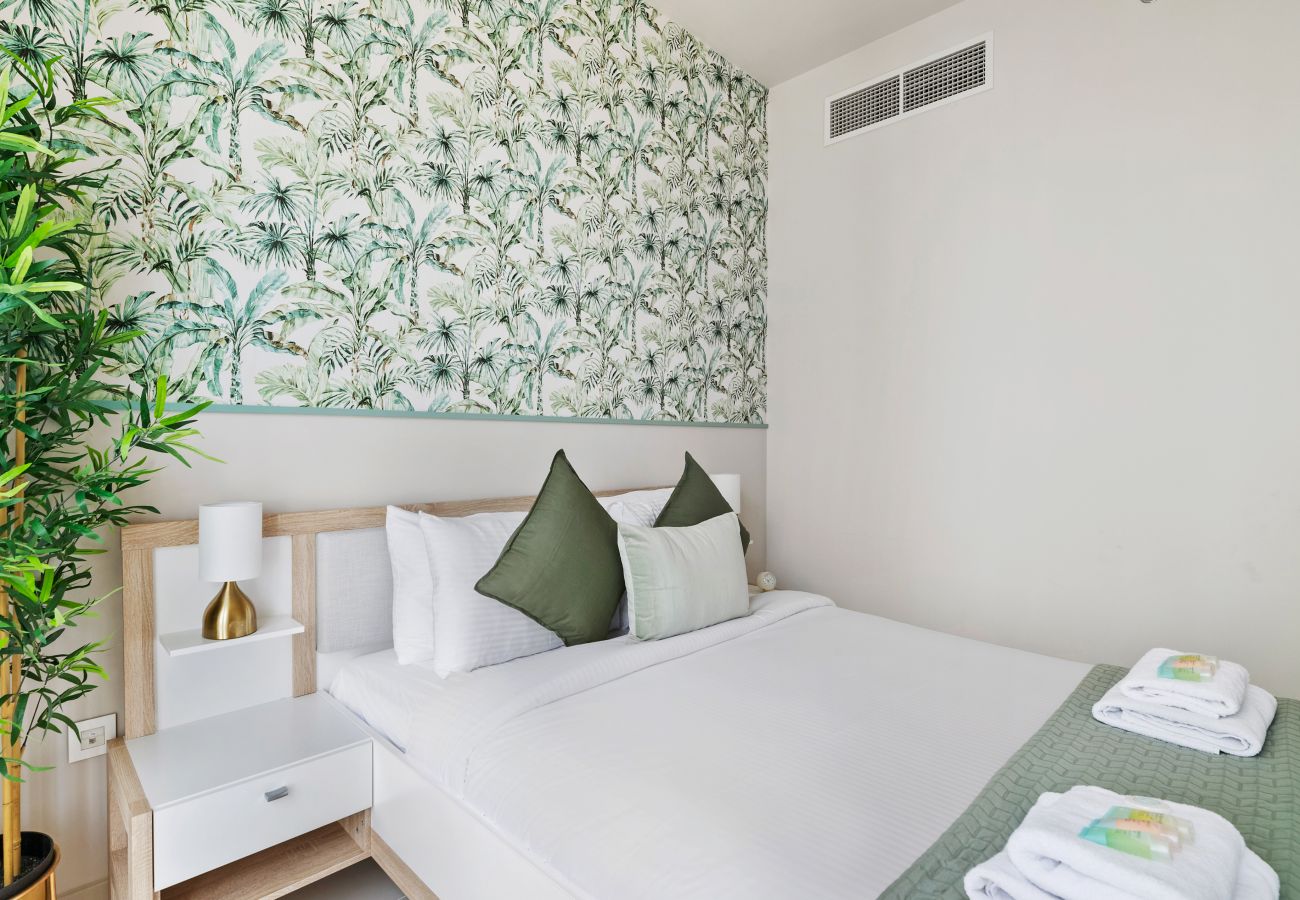 Apartment in Dubai - Lavish Escape 2BR w Sofa Bed|Sleeps 6| In Vida Cre