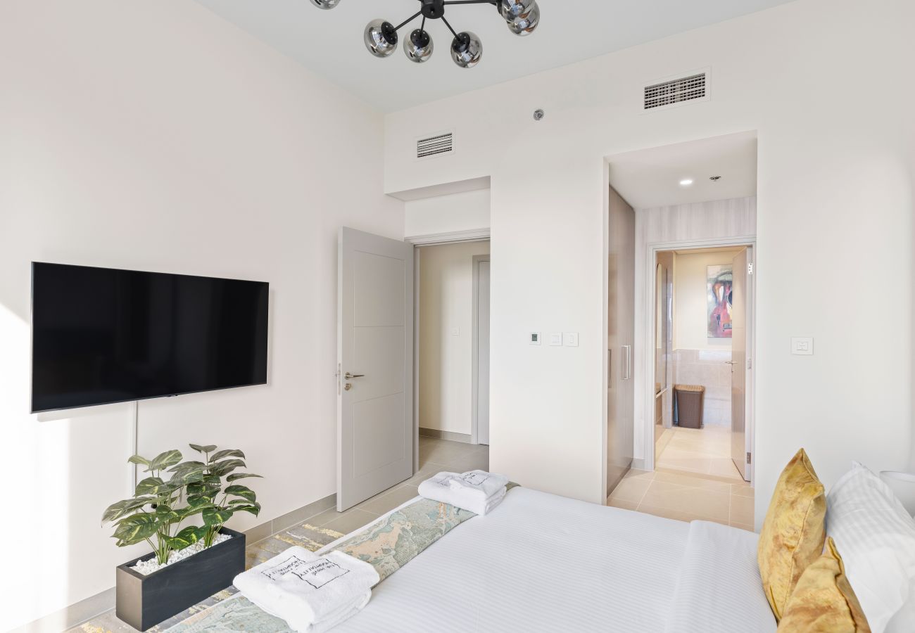 Apartment in Dubai - Forte Royale 2BR Luxury Living in Downtown-11