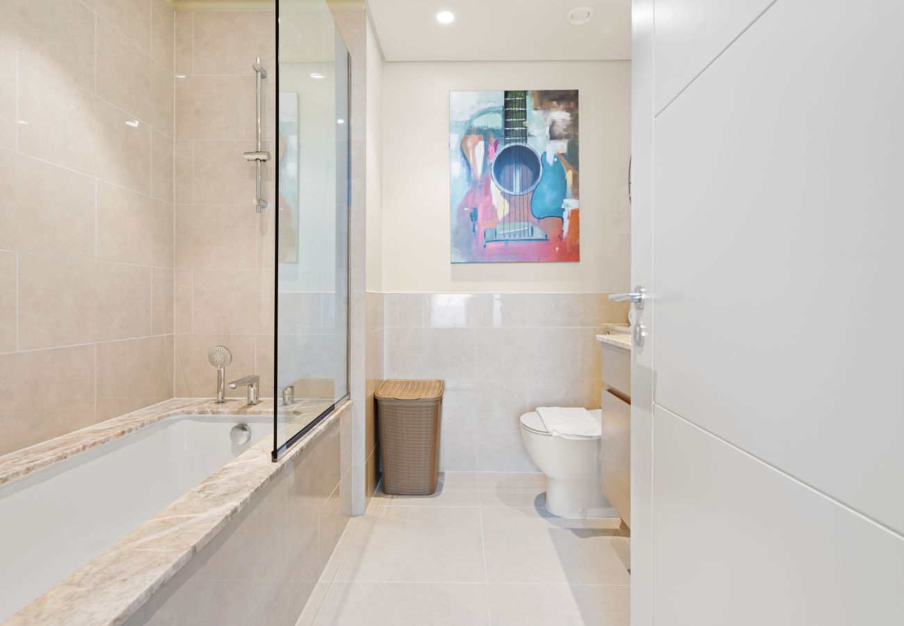 Apartment in Dubai - Forte Royale 2BR Luxury Living in Downtown-11