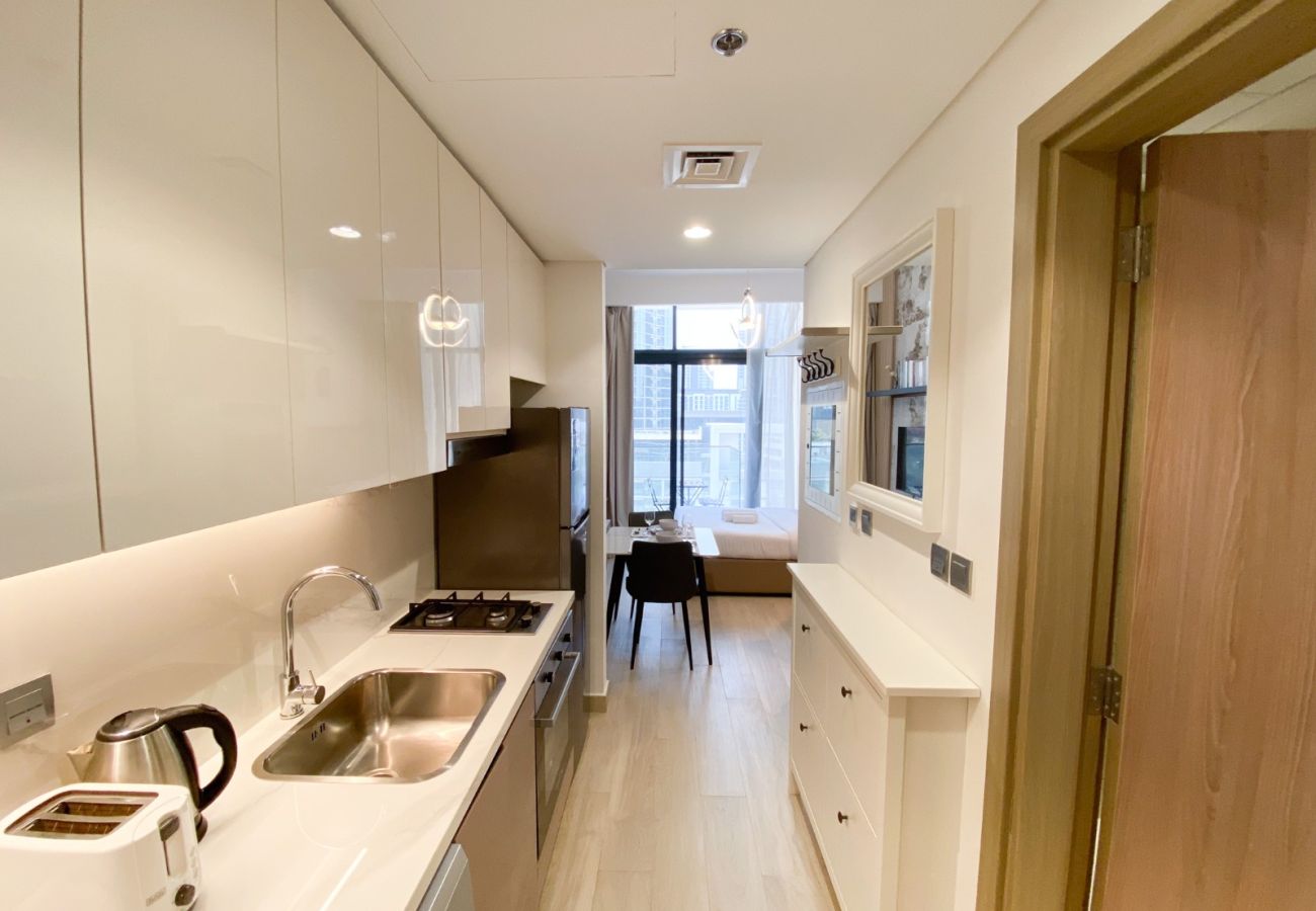 Studio in Dubai - Modern Cozy Studio in Azizi Riviera-10