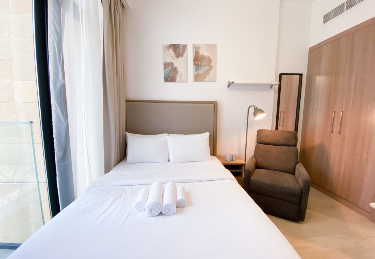 Studio in Dubai - Modern Cozy Studio in Azizi Riviera-10