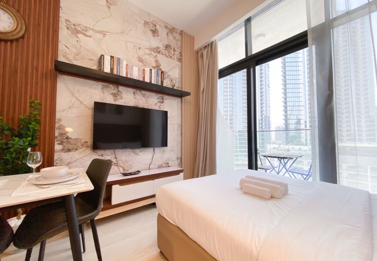 Studio in Dubai - Modern Cozy Studio in Azizi Riviera-10