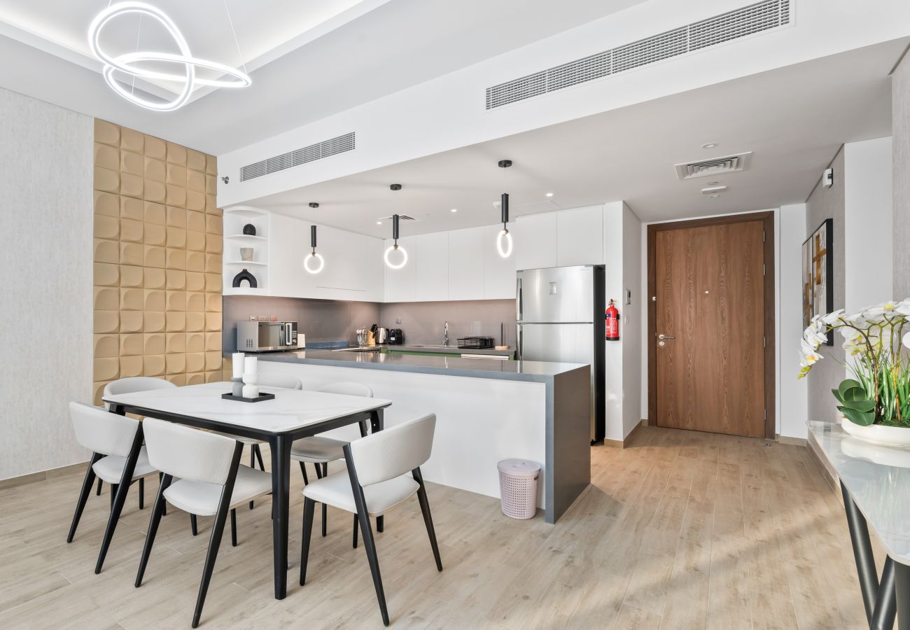 Apartment in Dubai - Modern Serenity 2BR Escape in Central Park