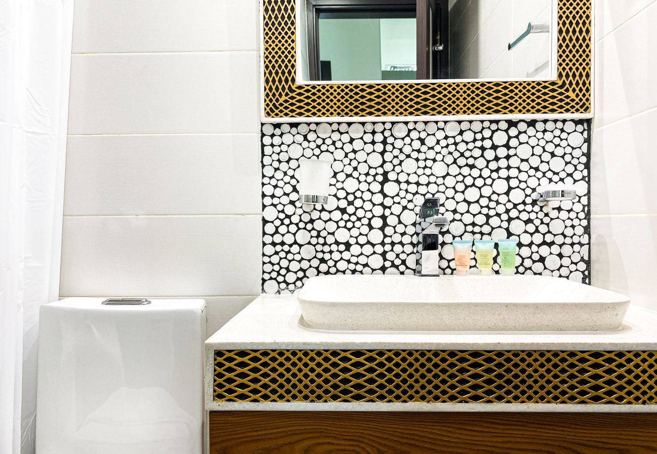 Apartment in Dubai - The Blissful 2BR Escape In Bayz