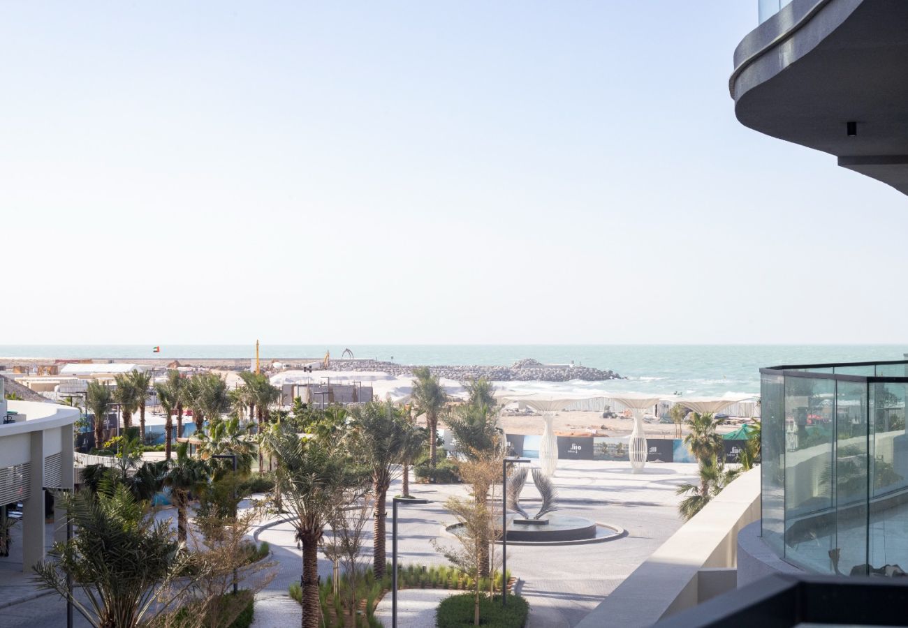 Apartment in Ras Al Khaimah - Serene Chic 1BR in Bay Residences Central 1
