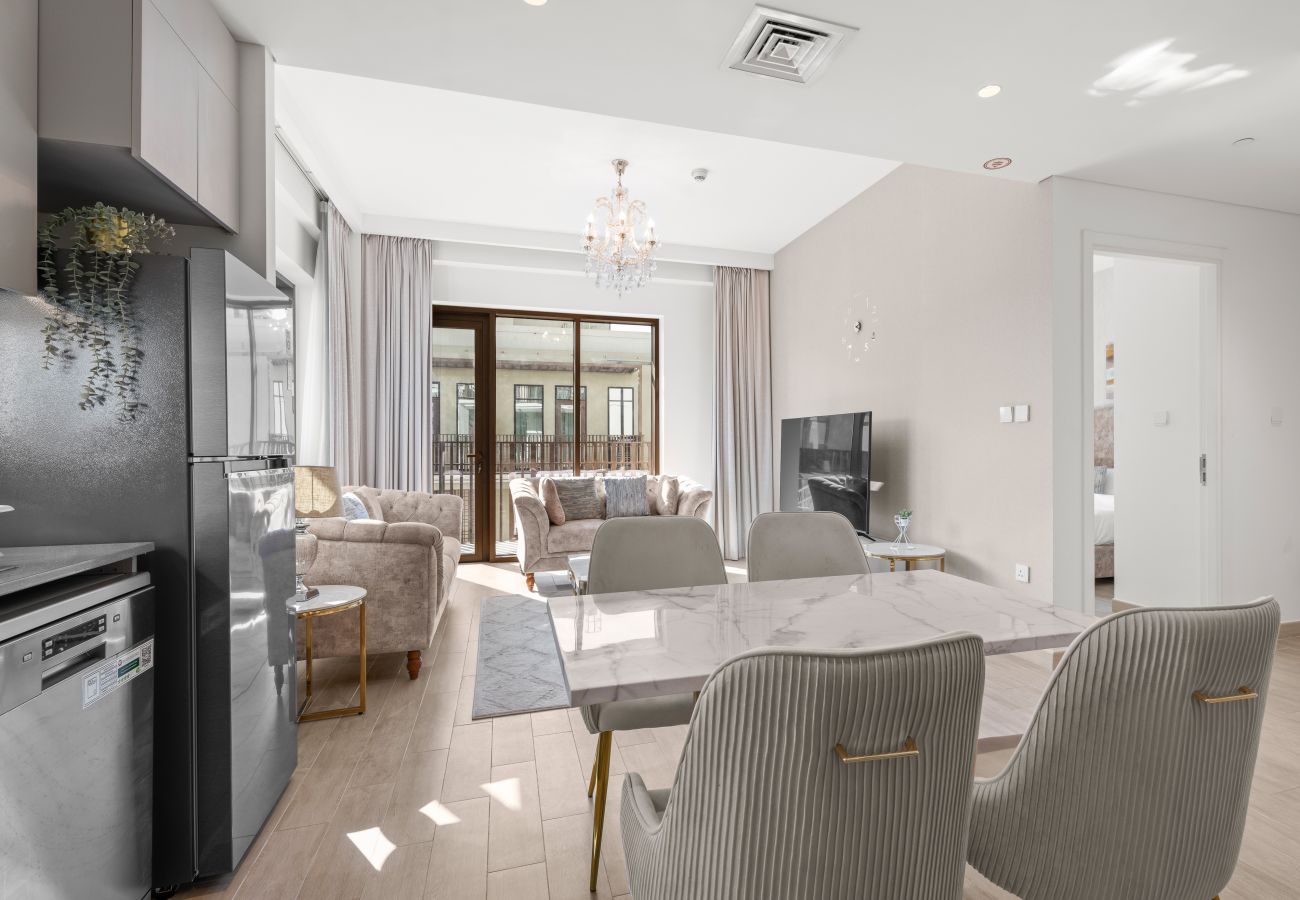 Apartment in Dubai - Chic Luxury 1BR+Sofabed |Sleeps 4| in Lotus 3
