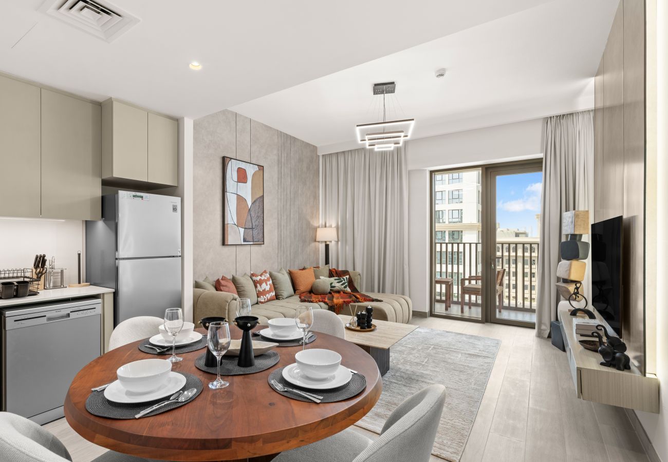 Apartment in Dubai - Chic Luxury 1BR+Sofabed |Sleeps 4| in Lotus 3