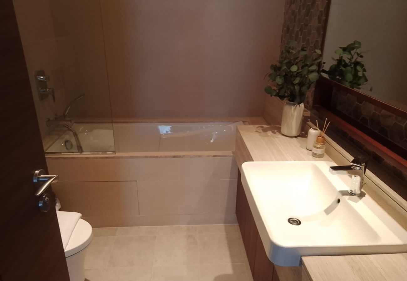 Apartment in Dubai - Classic Elegance 1BR in Imperial Avenue-11