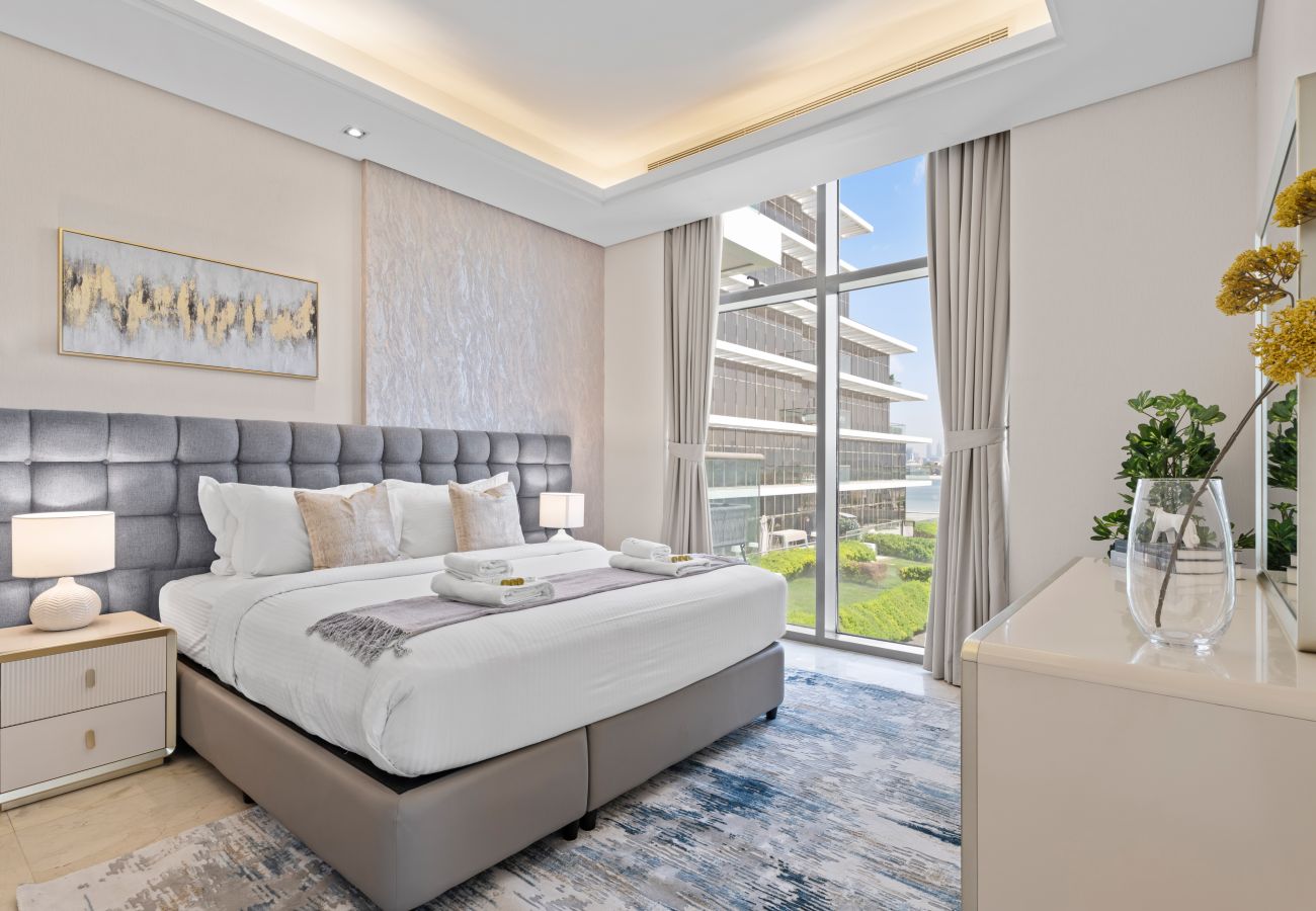 Apartment in Dubai - Luxe Escape 1BR w SofaBed|Sleeps 4| Marina View