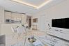 Apartment in Dubai - Luxe Escape 1BR w SofaBed|Sleeps 4| Marina View