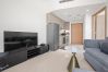 Apartment in Dubai - Classic Charm 1BR In Azizi Gardens