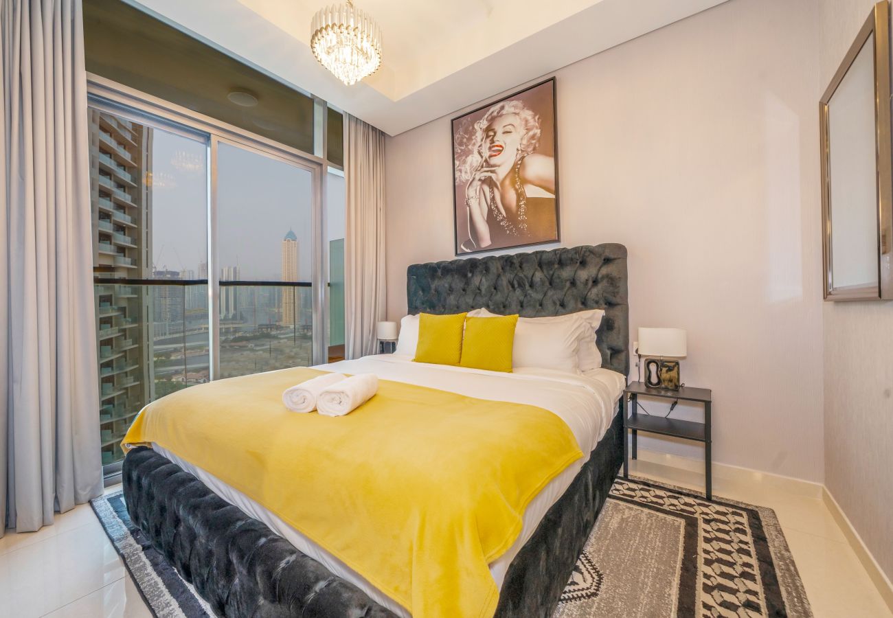 Apartment in Dubai - Contemporary Luxe 1BR in Aykon-Business Bay-07