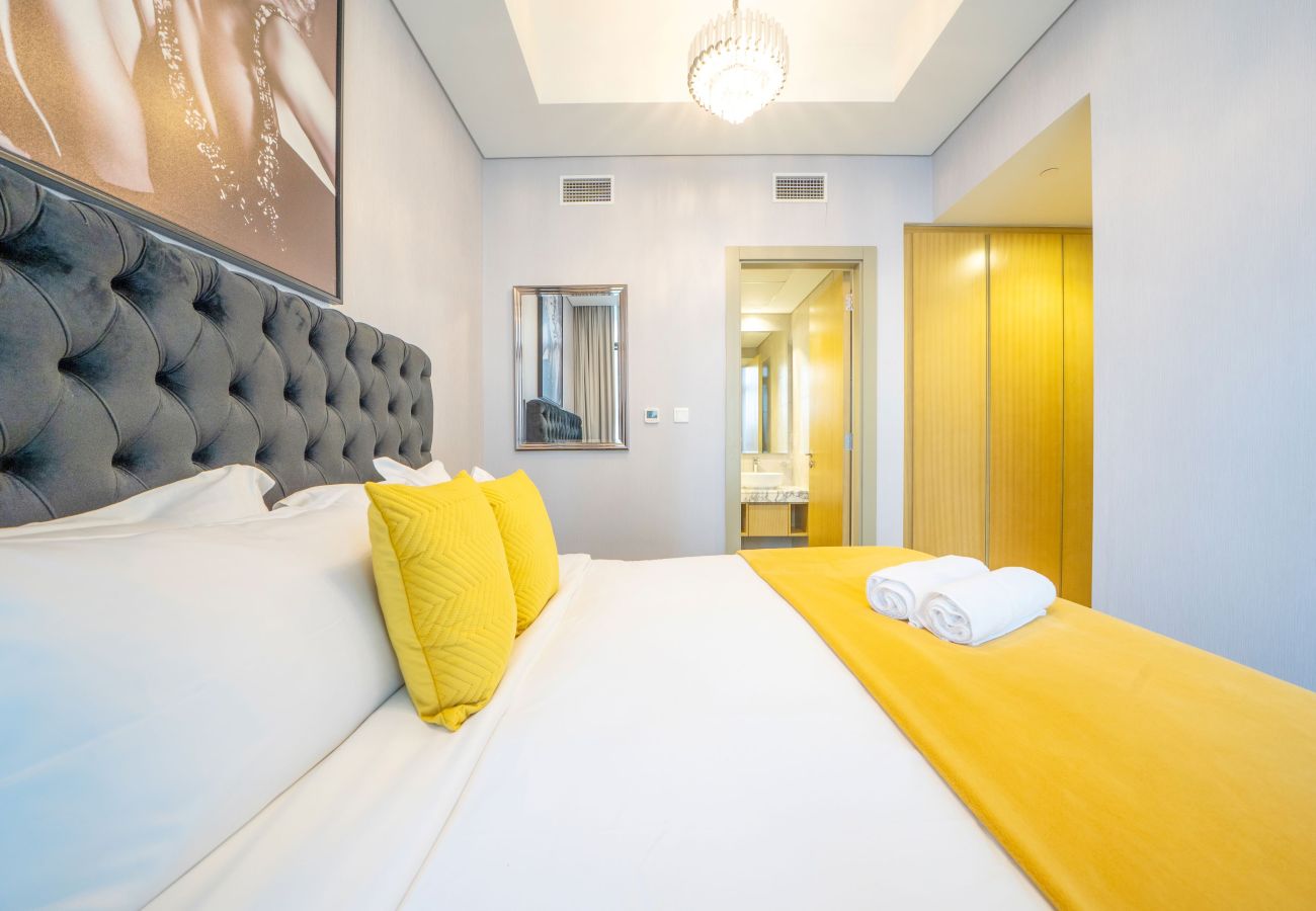 Apartment in Dubai - Contemporary Luxe 1BR in Aykon-Business Bay-07