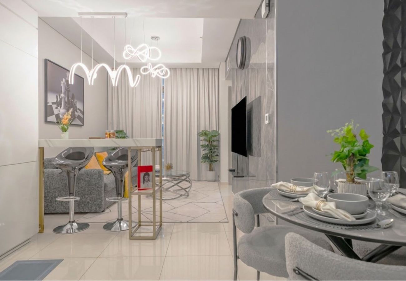 Apartment in Dubai - Contemporary Luxe 1BR in Aykon-Business Bay-07