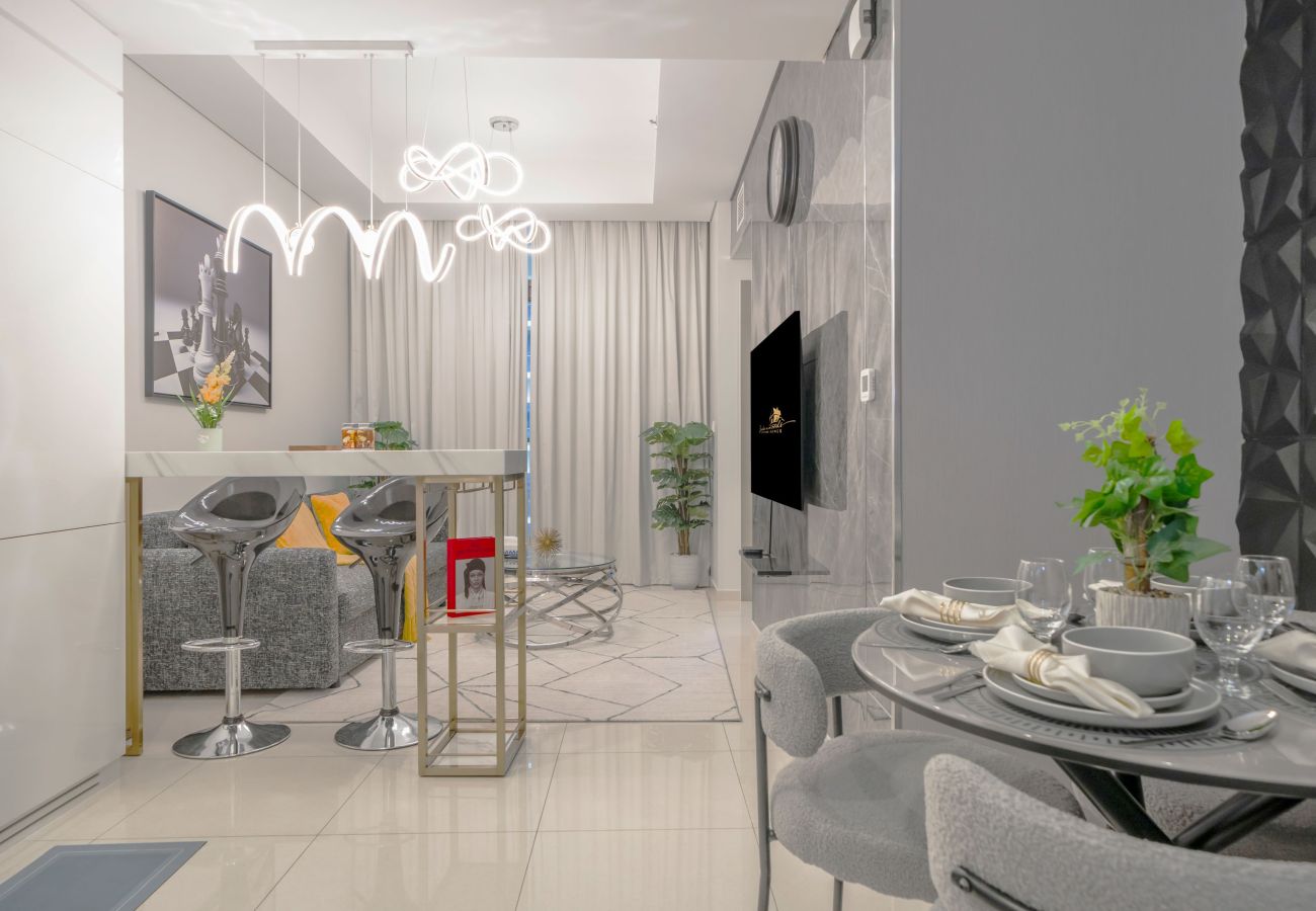 Apartment in Dubai - Contemporary Luxe 2BR in Aykon-Business Bay-07