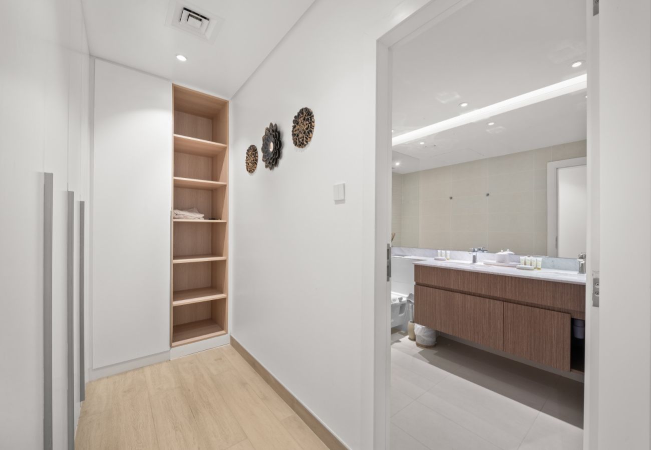 Apartment in Dubai - Seaside Elegance 2BR at La Cote B3-11