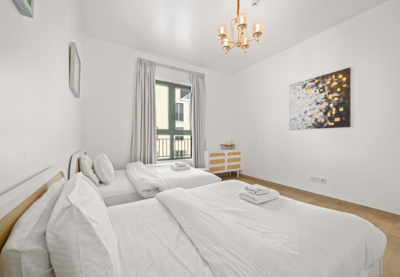 Apartment in Dubai - Seaside Elegance 2BR at La Cote B3-11
