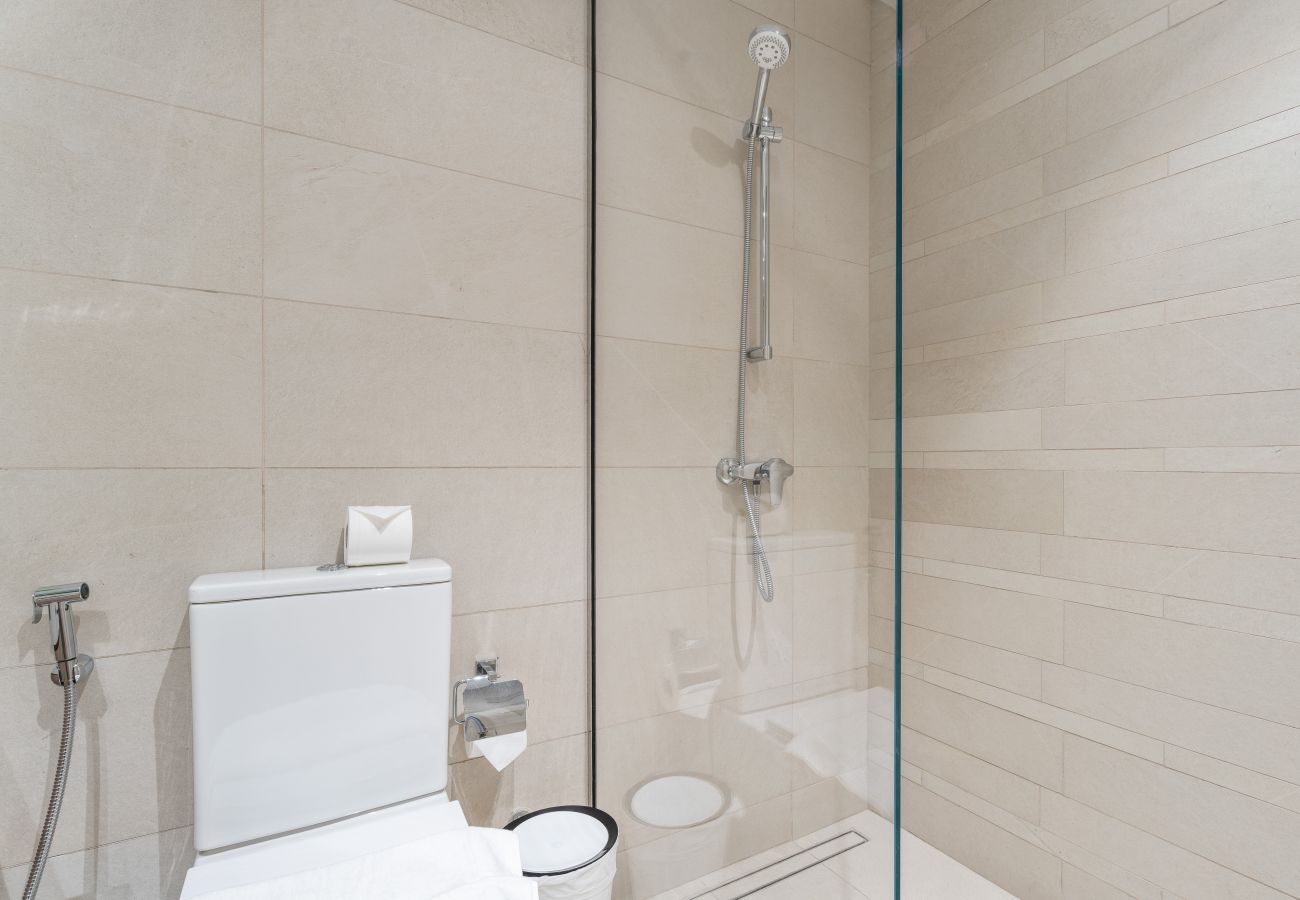 Apartment in Dubai - Pearl Elegance 1BDR Azizi- 23